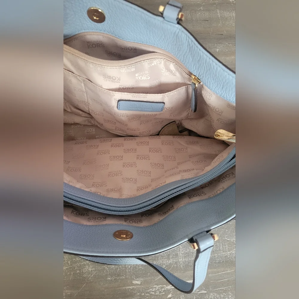 Michael Kors Harper Large East West Leather Tote
